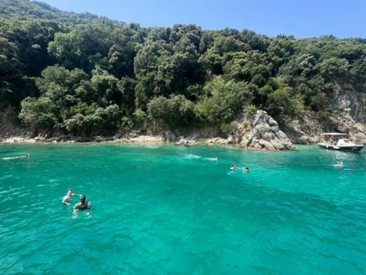 Travel image 6